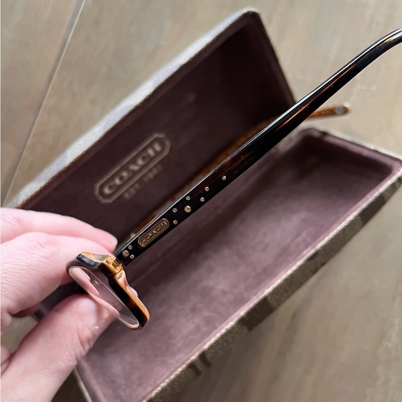 Coach Glasses - Picture 3 of 4